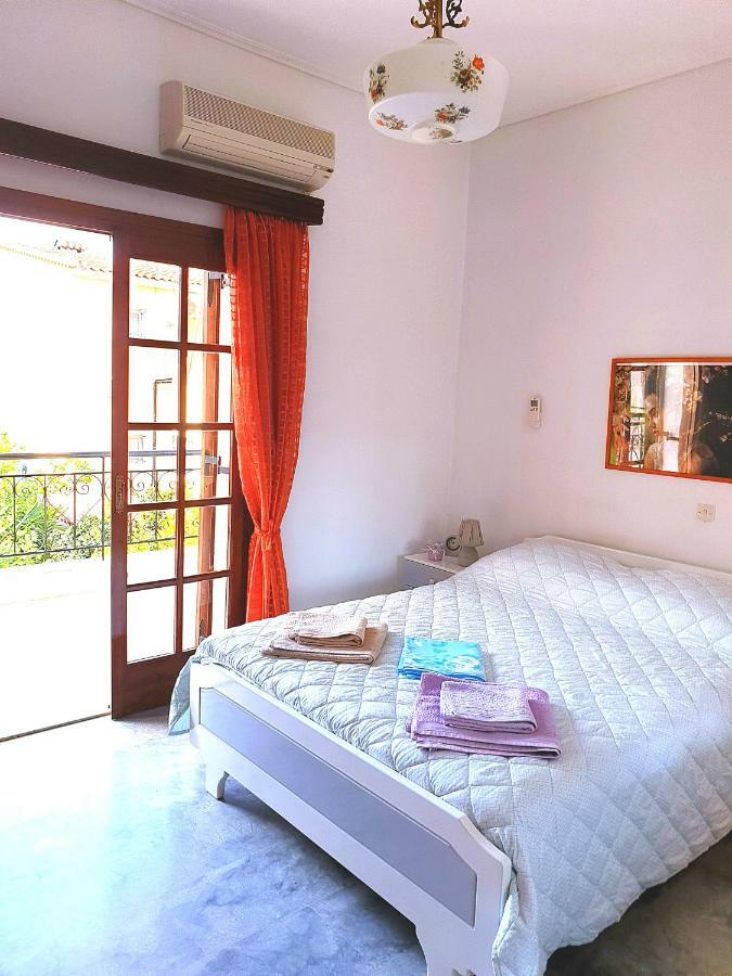 Myrto'S Apartment No15 Loutra Oraias Elenis Luaran gambar